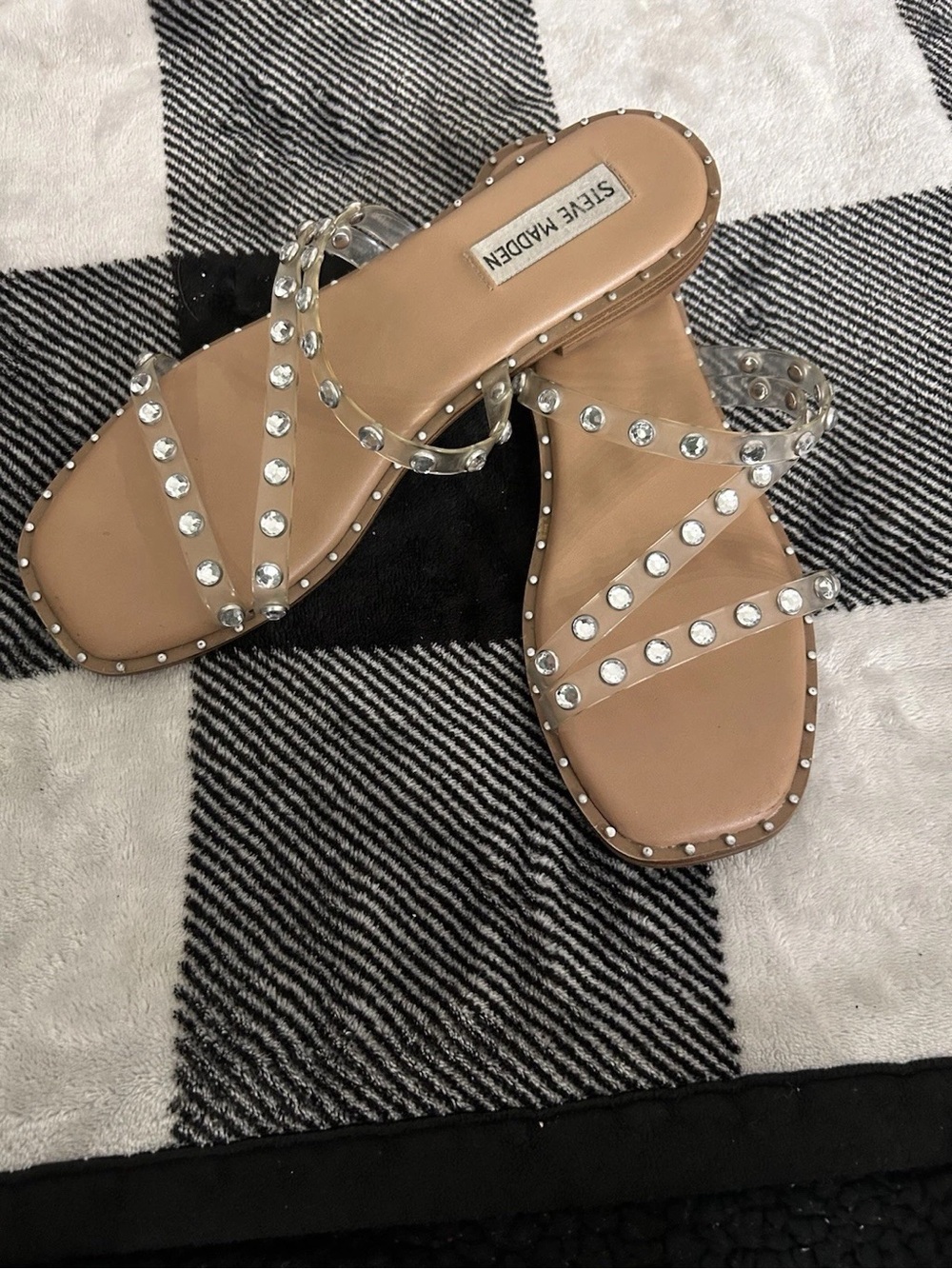 Steve Madden Nude Tan Footbed Clear Strappy Sandals with Crystal Studs - Picture 1 of 3